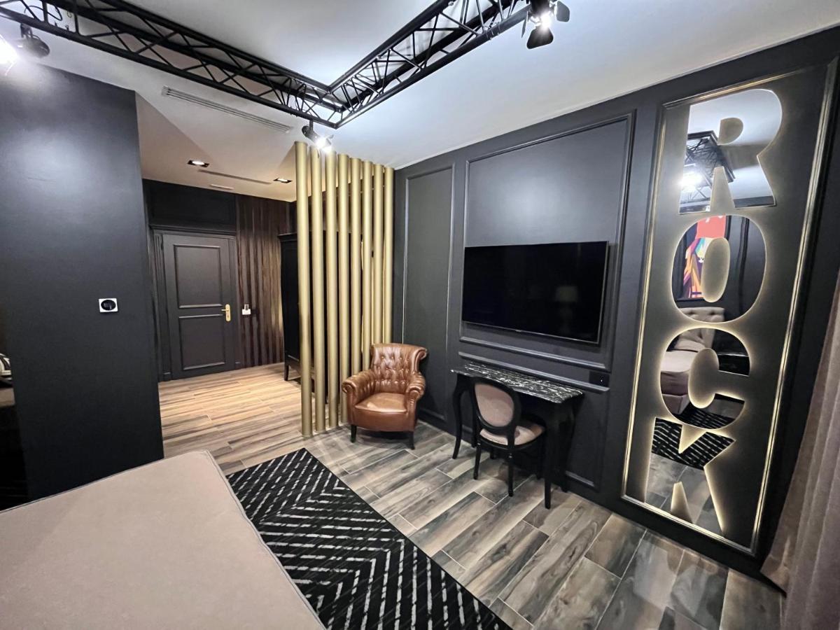 Hotel Al Boschetto Castel Volturno Exterior foto