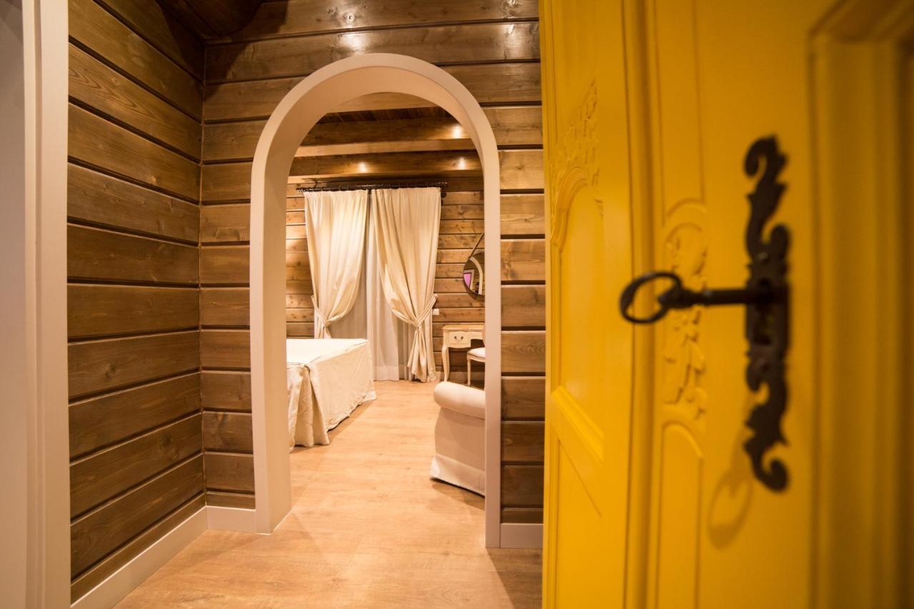 Hotel Al Boschetto Castel Volturno Exterior foto